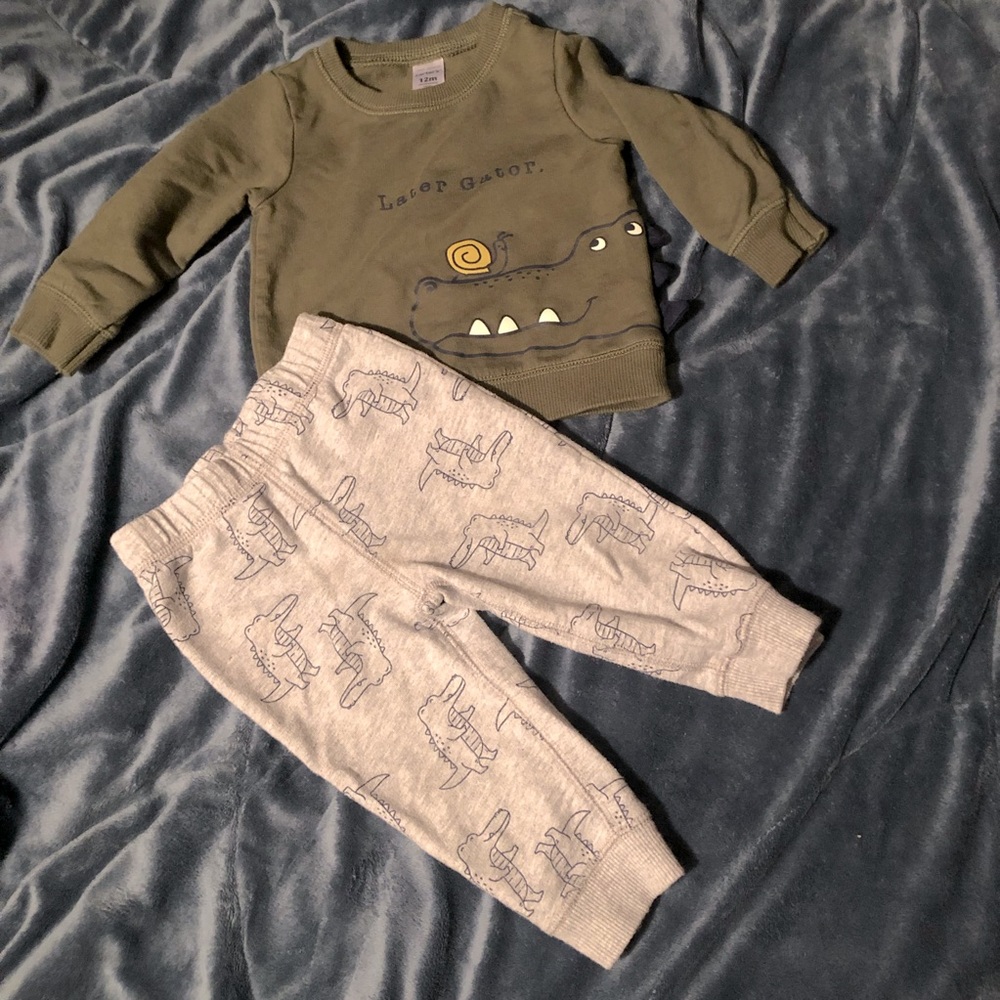 Carters Later Gator Set | 12M | EEUC
